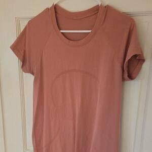 Lululemon Swiftly 2.0 Tee